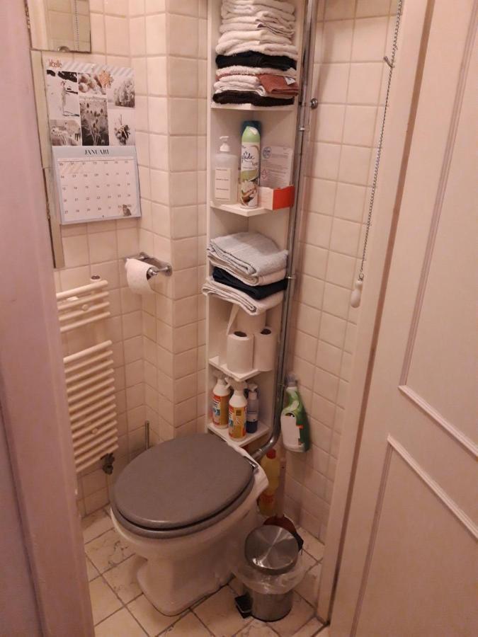 Homey Budget Bedroom Amsterdam Extérieur photo